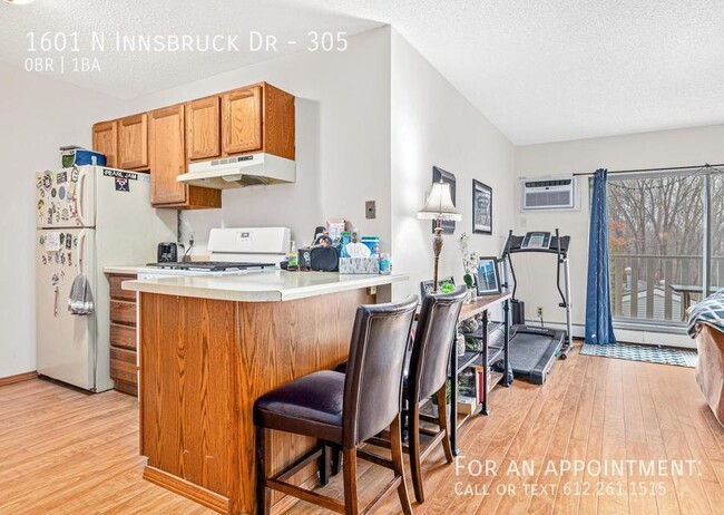 Building Photo - 1601 N Innsbruck Dr
