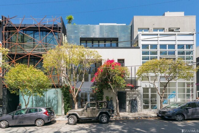Building Photo - 219 Brannan St
