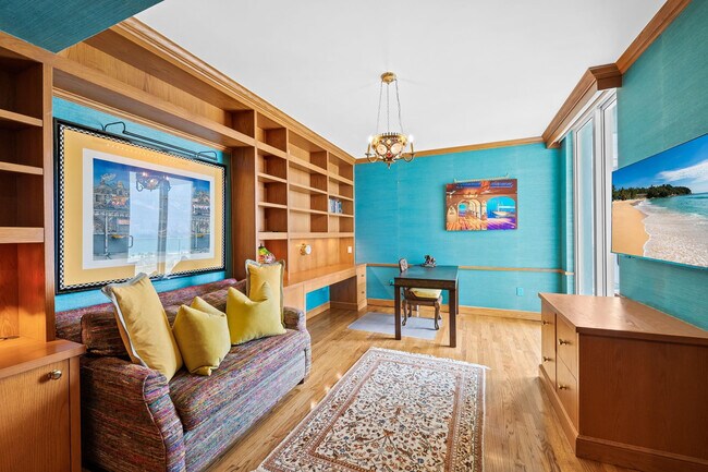 Building Photo - 3055 Harbor Dr