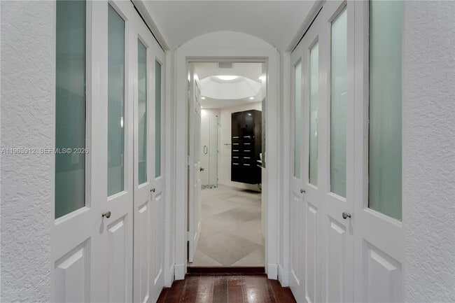 Building Photo - 7044 NW 115th Ct