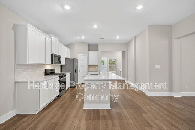 Building Photo - 15535 Comanche Deer