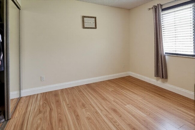 Building Photo - 720 NW 91st Terrace