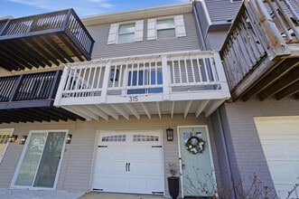 Building Photo - 315 Western Ave