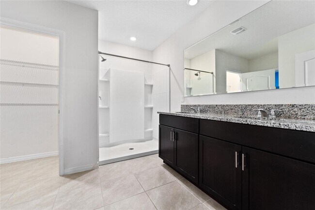Building Photo - 1441 Riverboat Dr