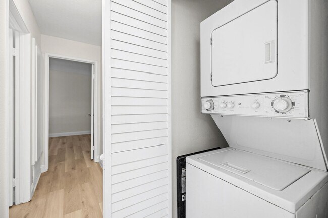 Building Photo - Prime Irvine Living: Bright End Unit Steps from Pool & Parks