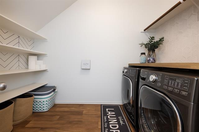 Building Photo - 1627 Kawati Way