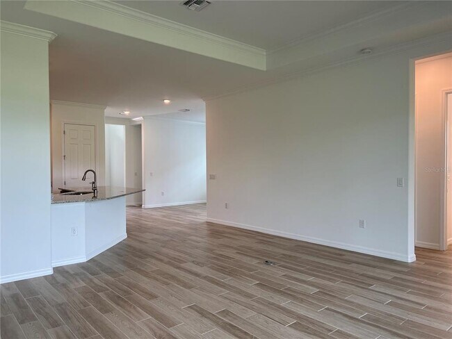 Building Photo - 25246 Keygrass Ct