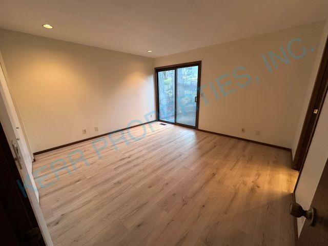 Building Photo - 13489 Applegate Terrace