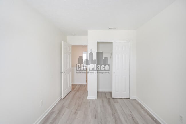Building Photo - 3547 Cork Bend Dr