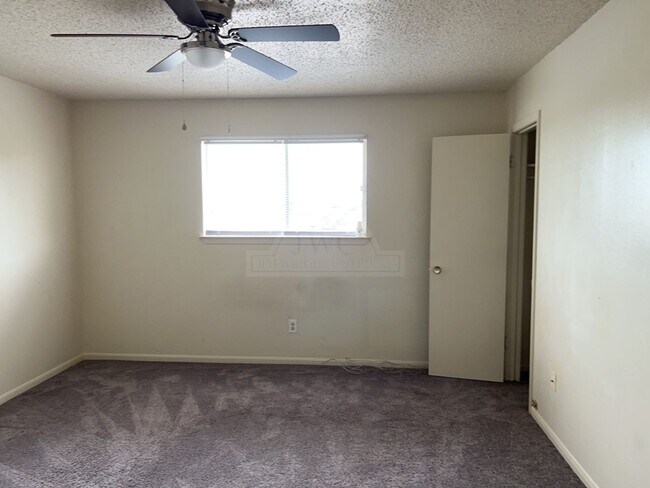 Building Photo - 3810 Charolais Dr