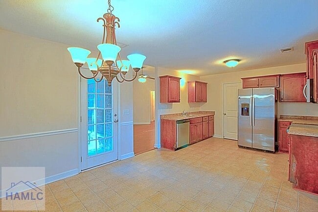 Building Photo - 229 Augusta Way