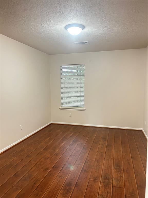 Building Photo - 20519 Westfield Estates Dr