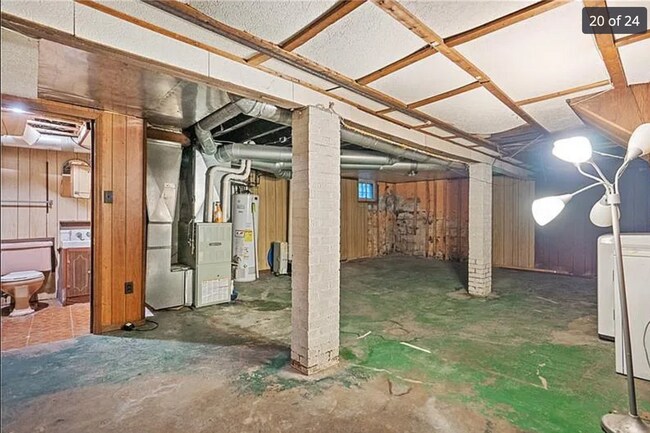 Building Photo - 3 Bed 2 Bath- Beaver Falls PA