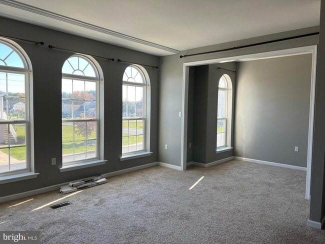 Building Photo - 206 Brook Meadow Dr