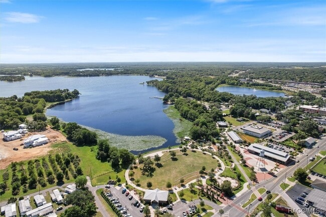 Building Photo - 809 Inverie Dr