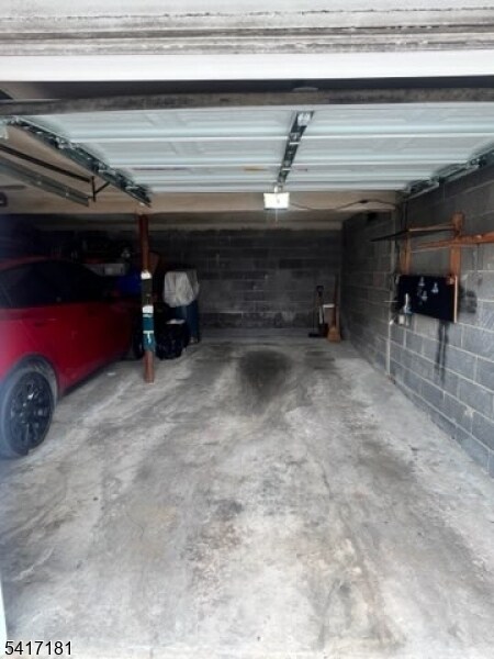 Building Photo - 7000 Columbia Ave