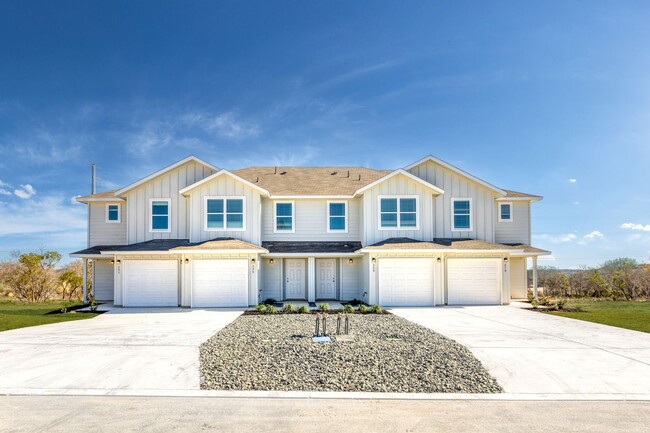 Primary Photo - NW San Antonio Townhome in Hunters Ranch