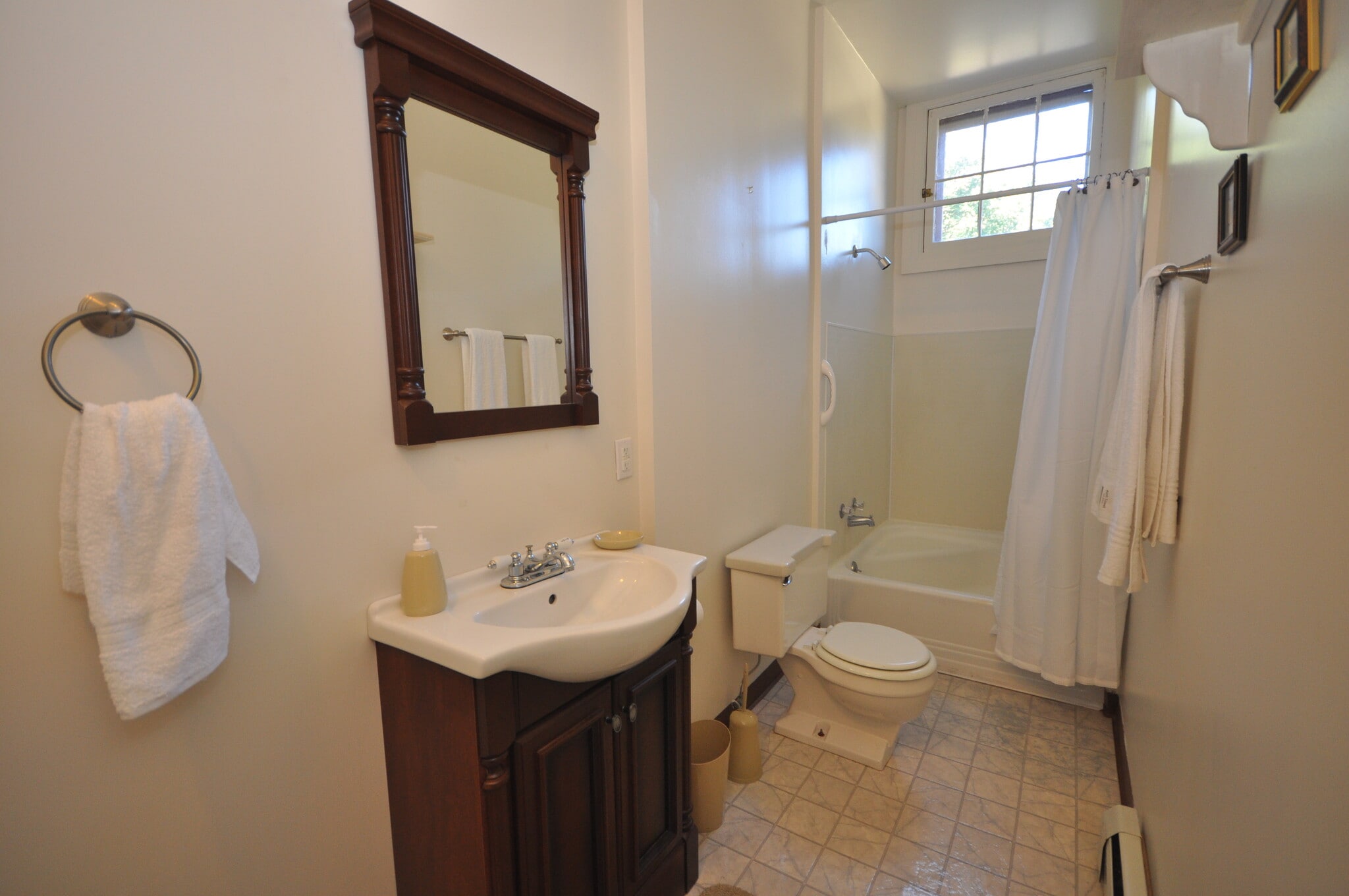 Building Photo - 57 Park St