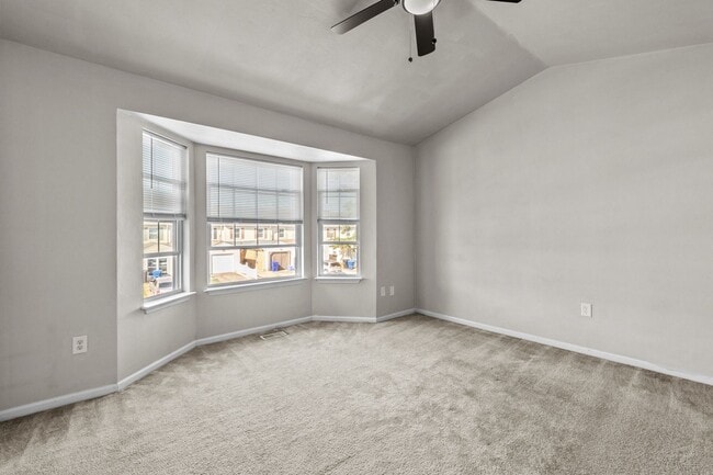 Building Photo - Charming and updated Virginia Beach townho...