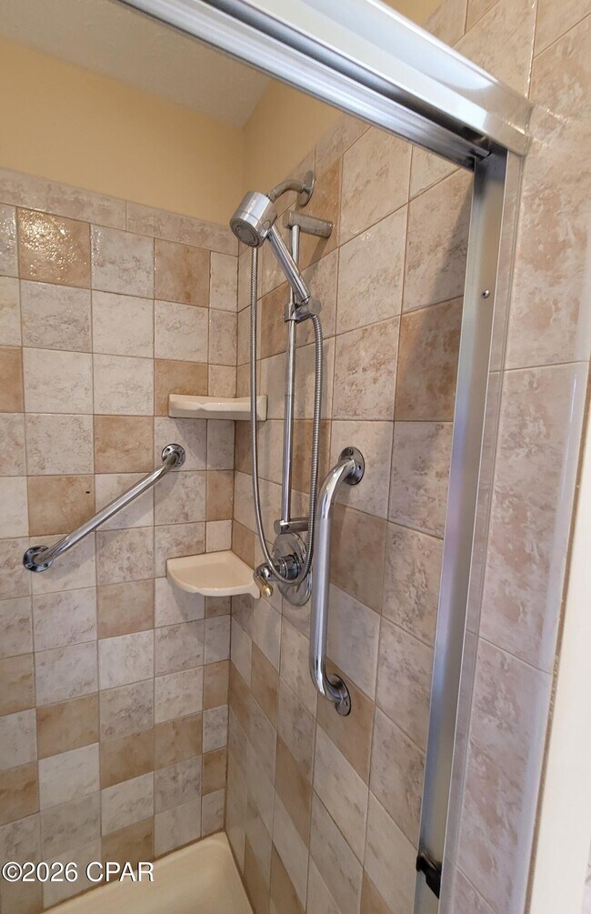 Building Photo - 103 Parkview Xing