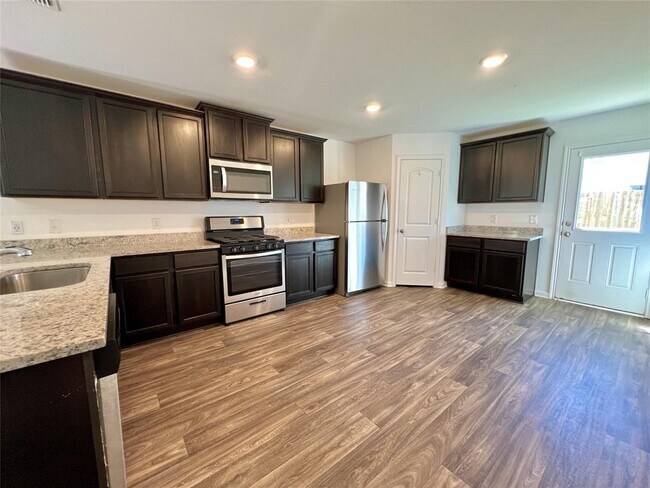 Building Photo - 4130 Trail de Paris