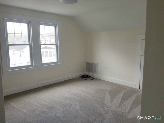 Building Photo - 51 Wallace Row