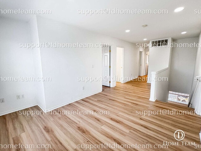 Building Photo - "Spacious 4-Bedroom Home with 2.5 Baths in Renton – 2030 Sq. Ft. of Comfort & Style!"