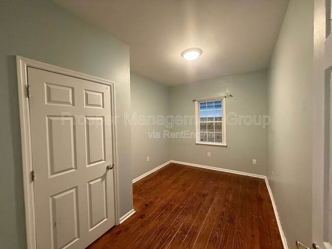 Building Photo - 4 Woodall Court