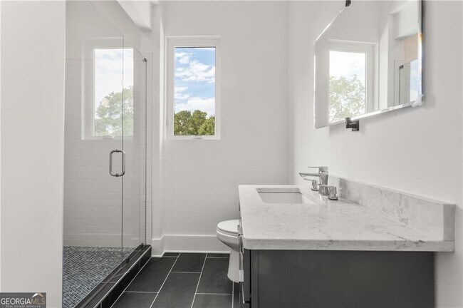 Building Photo - 1756 N Akin Dr NE