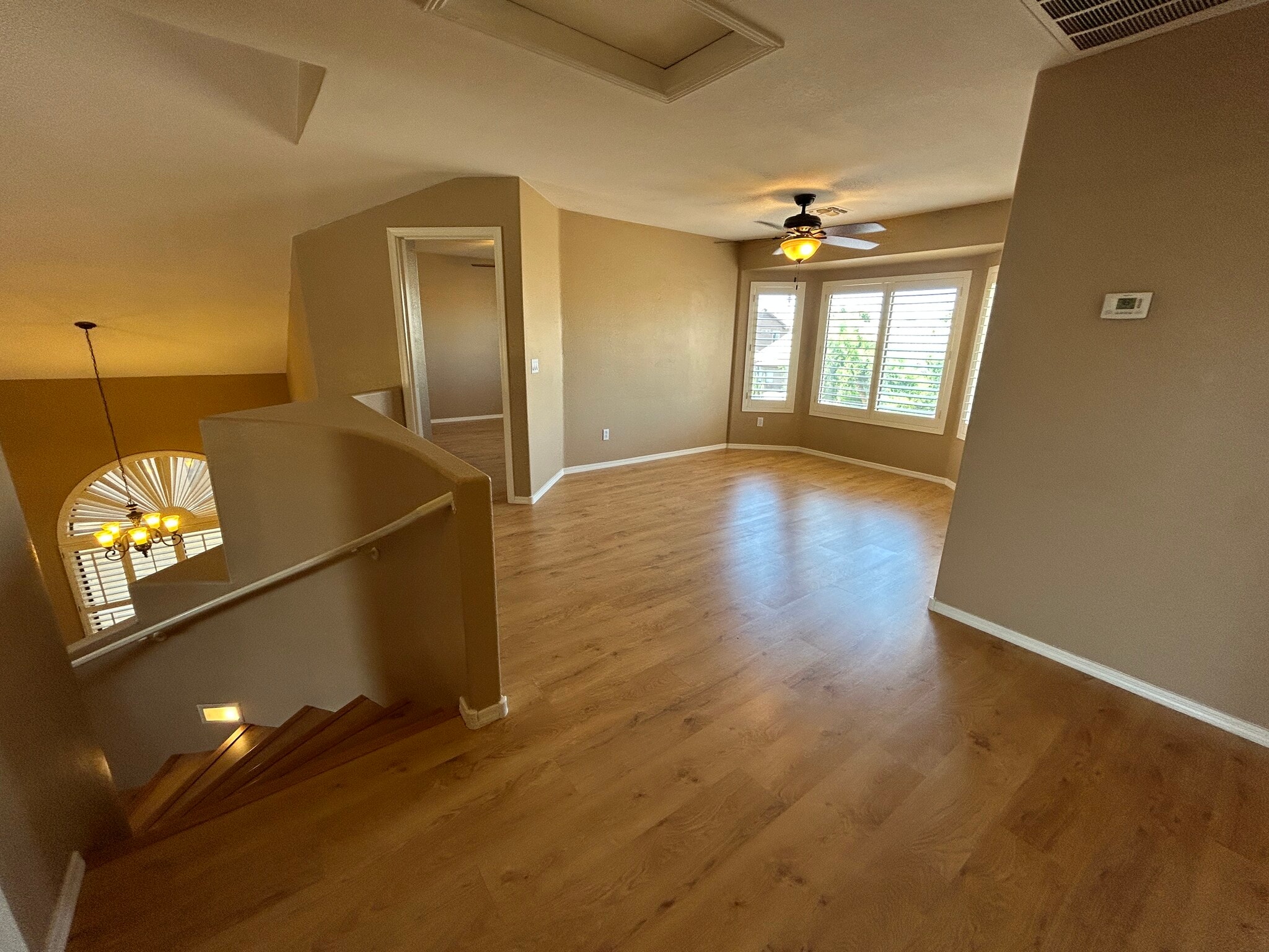 Building Photo - 4334 E Anderson Dr