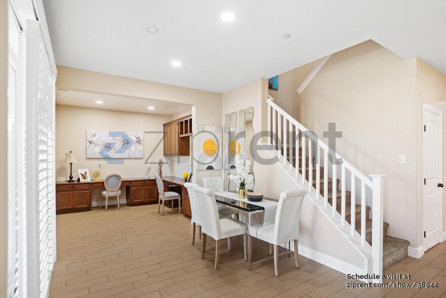 Building Photo - 3967 Aplicella Ct