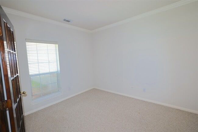Building Photo - 4810 Zachary Ln