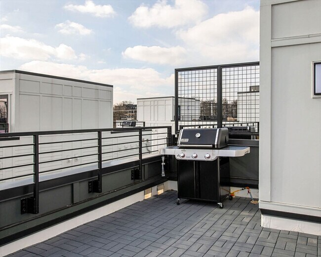 Building Photo - 105 Lucile St
