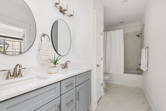 Building Photo - 7008 Westside Cir