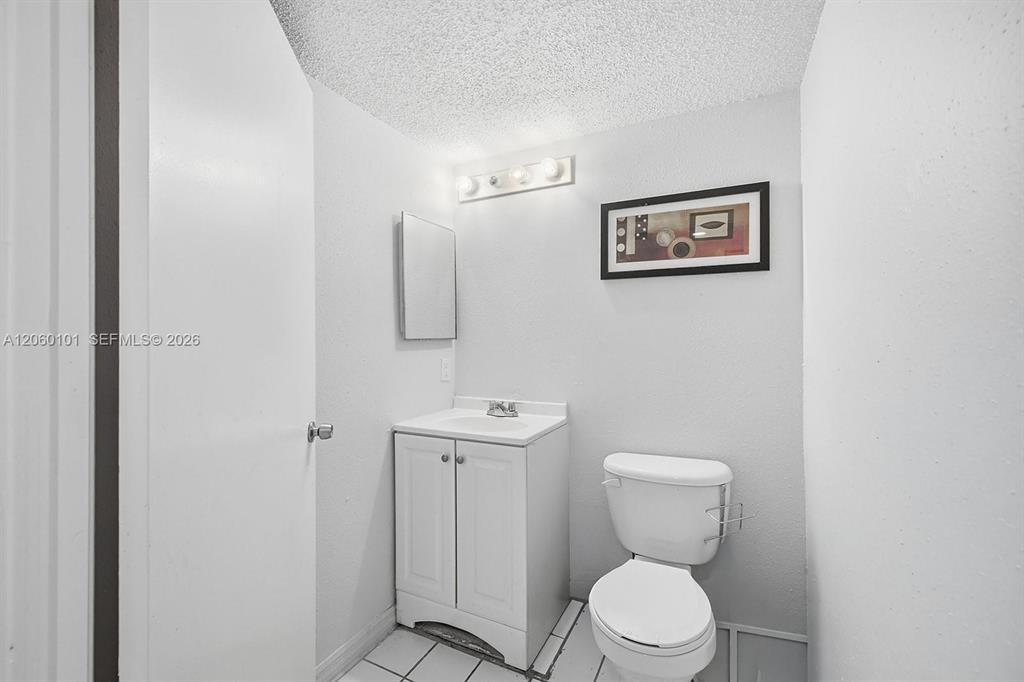 Building Photo - 4045 W McNab Rd