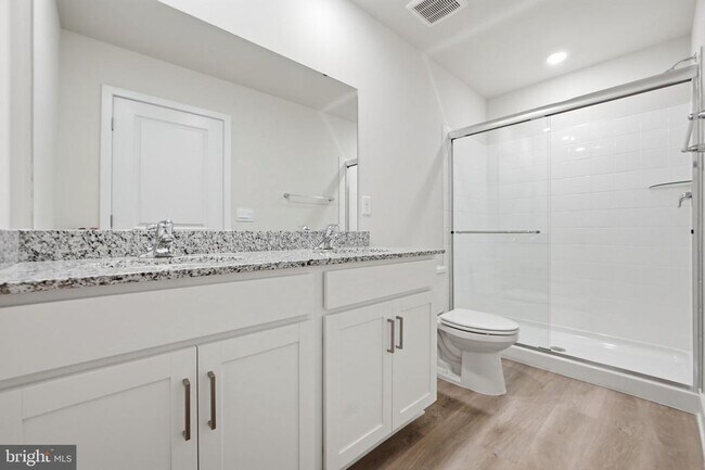 Building Photo - 113 Lakota St