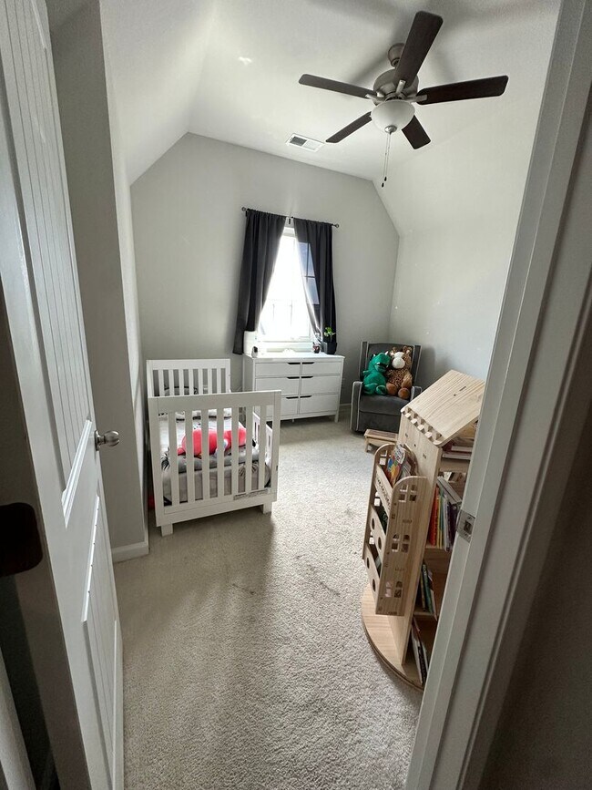 Building Photo - New construction 3 bedroom, 3.5 bathroom c...