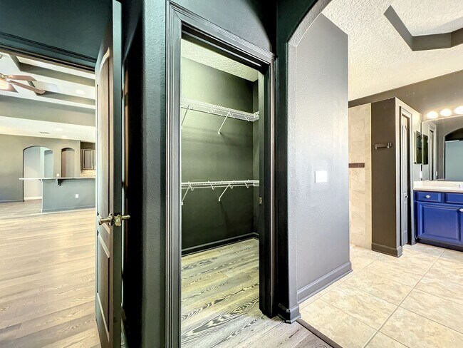 Building Photo - Gated, Lake Nona Luxury