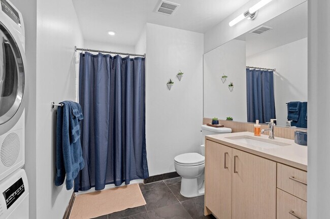 Building Photo - 1315 NW 19th Ave