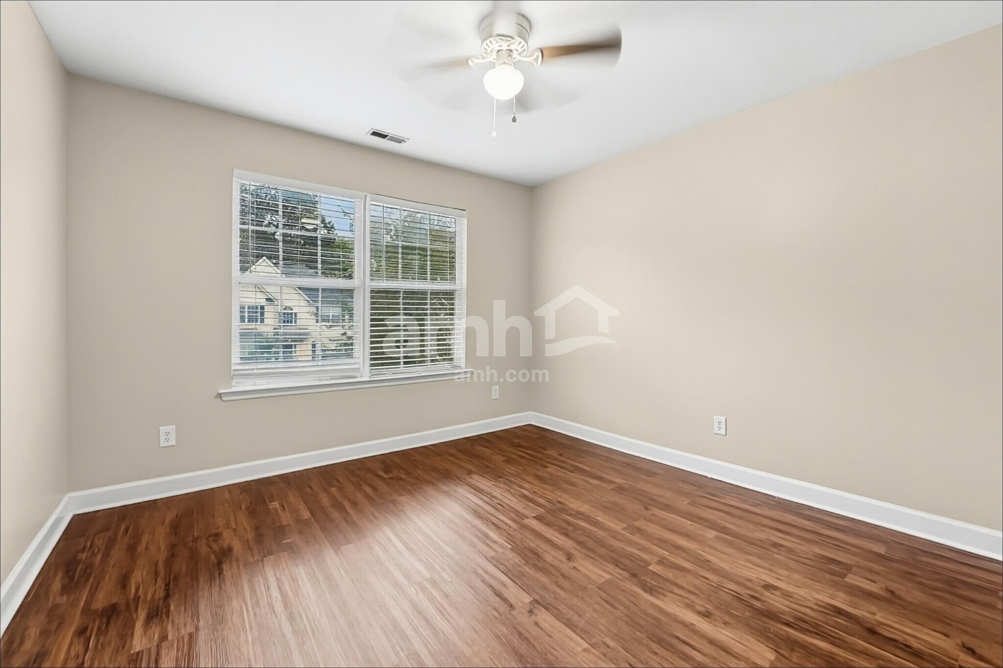 Building Photo - 202 Curico Ln