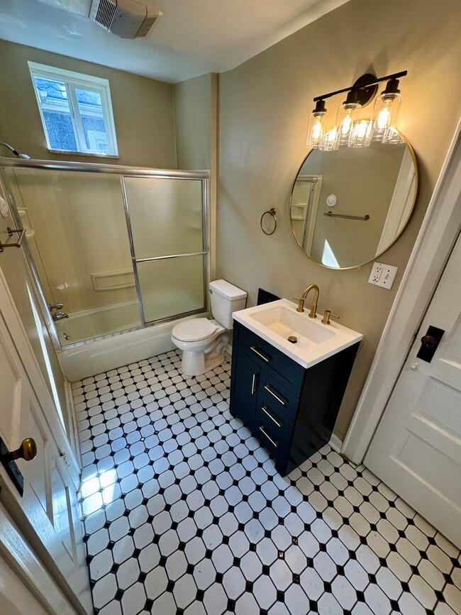 Building Photo - 3 Bedroom- OSU Campus