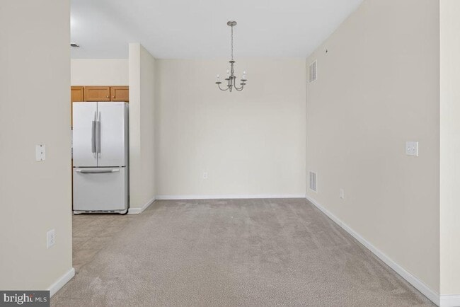 Building Photo - 1447 Sierra Dr