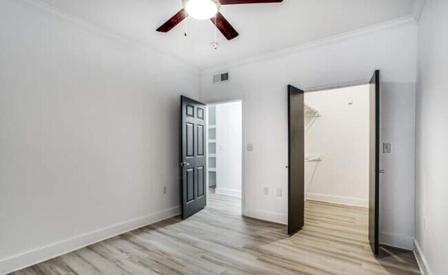 Building Photo - 3 bedroom in Dallas TX 75287