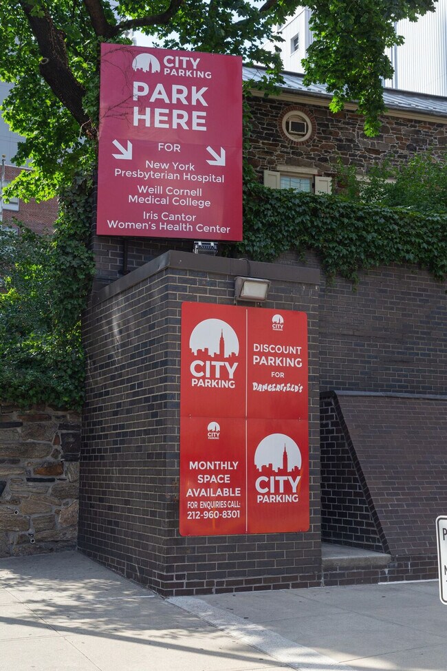 Building Photo - 417 E 61st St