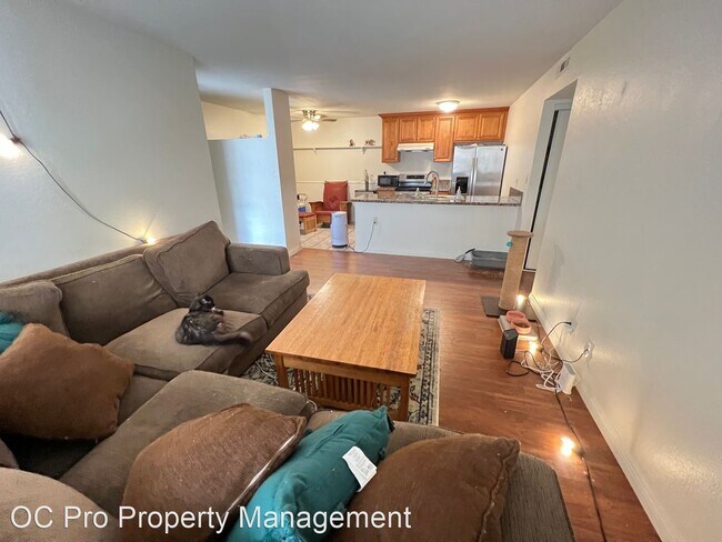 Building Photo - 2 br, 1 bath House - 21951 Rimhurst Drive ...