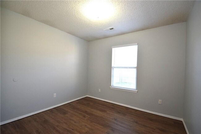 Building Photo - 12 Burnett Cir