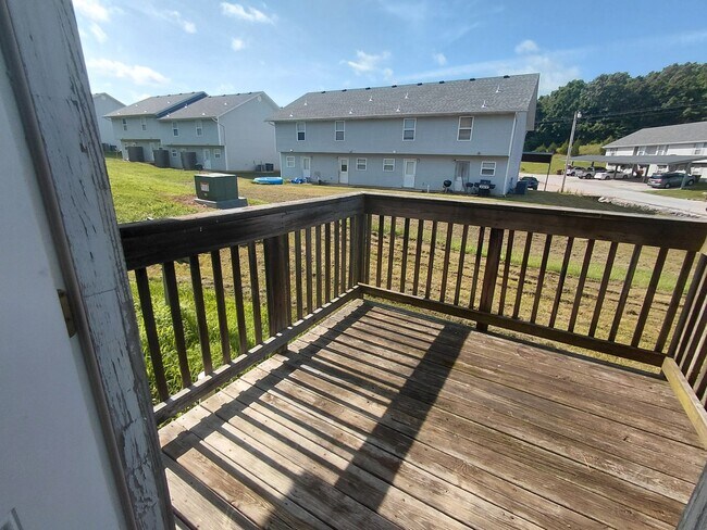 Building Photo - 20304 Skyview Dr
