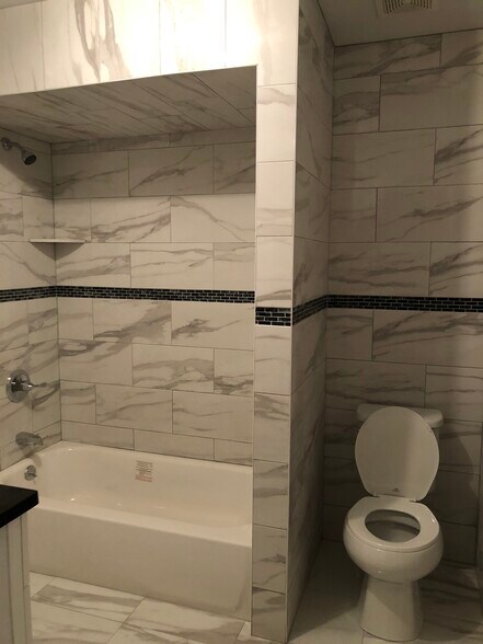 Building Photo - 65 Bard Ave