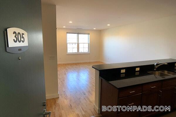 Building Photo - 26 New Derby St