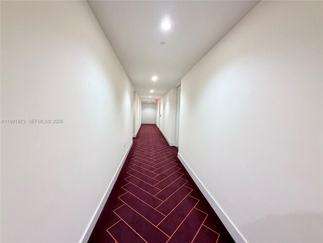 Building Photo - 2000 Metropica Wy